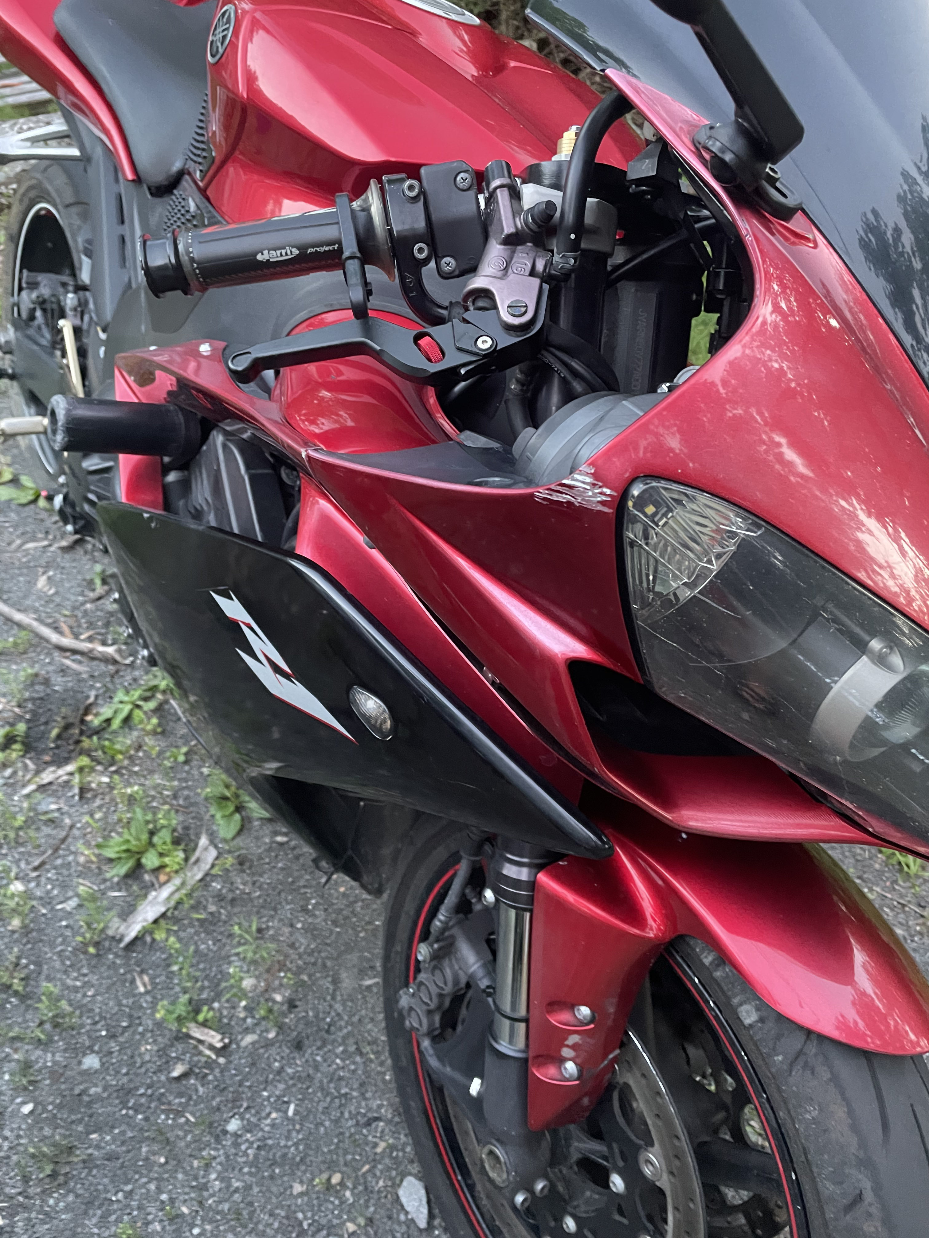 2007 yamaha YZF-R1 — photo 2