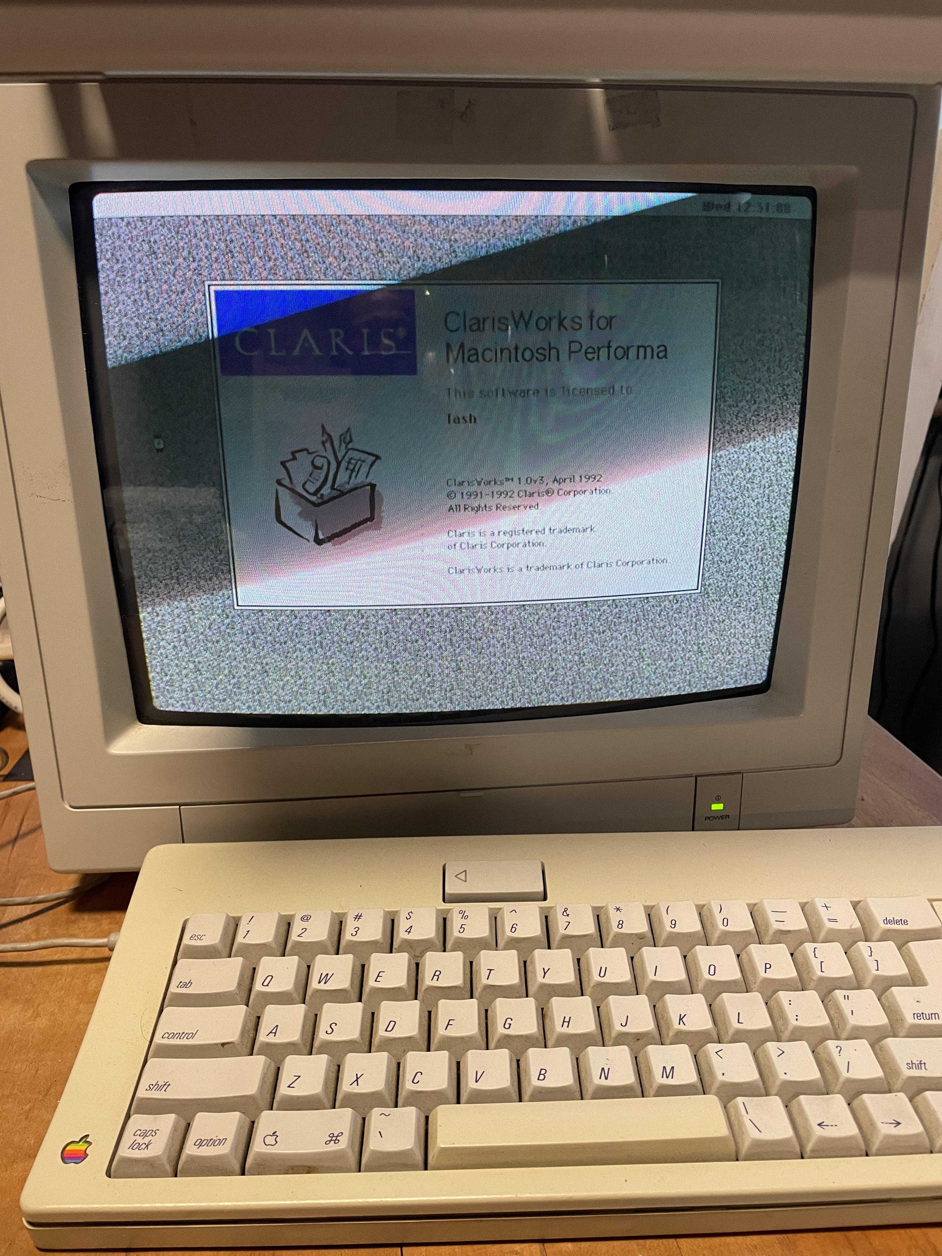 Macintosh performa 405 vintage classic — photo 2